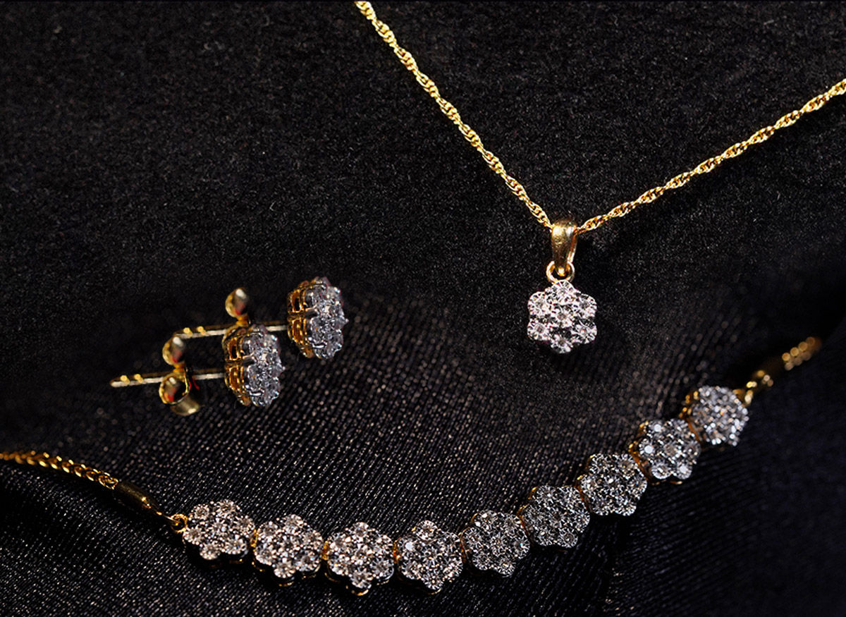 fiorella diamond set